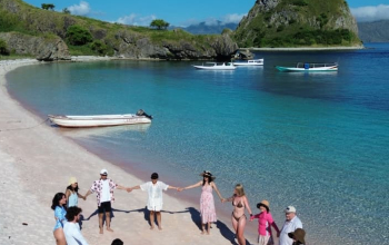 Activities at Pink Beach Komodo